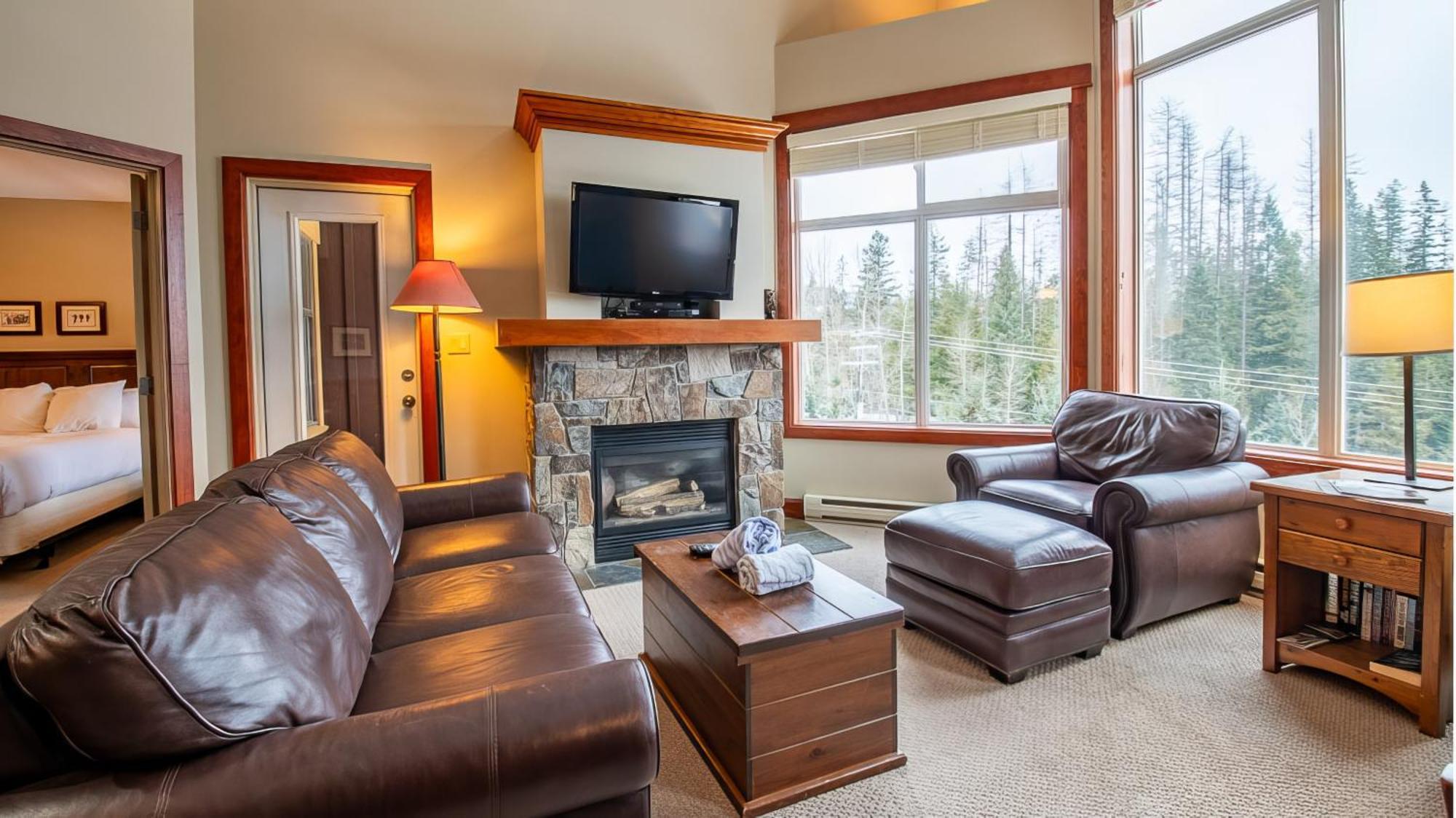 Timberline Lodges By Fernie Lodging Co Exterior photo
