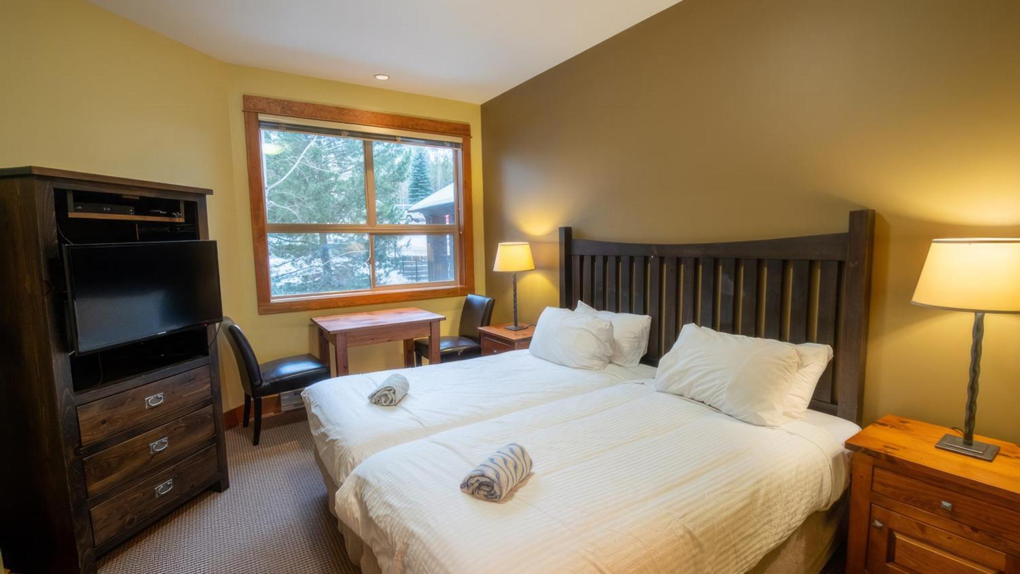 Timberline Lodges By Fernie Lodging Co Exterior photo